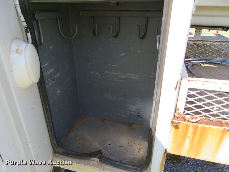 image for item DR0122 2007 Ford F550  bucket truck