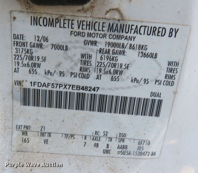 image for item DR0122 2007 Ford F550  bucket truck