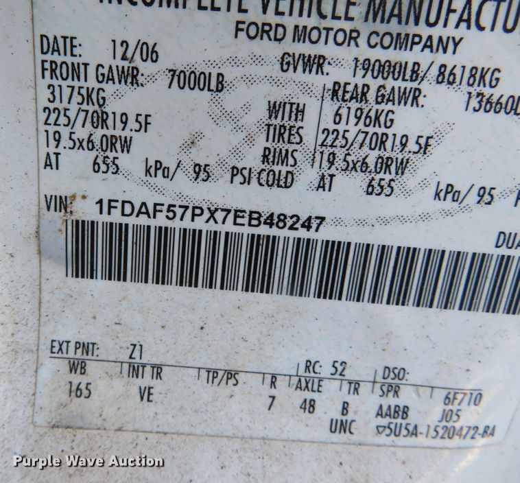 image for item DR0122 2007 Ford F550  bucket truck