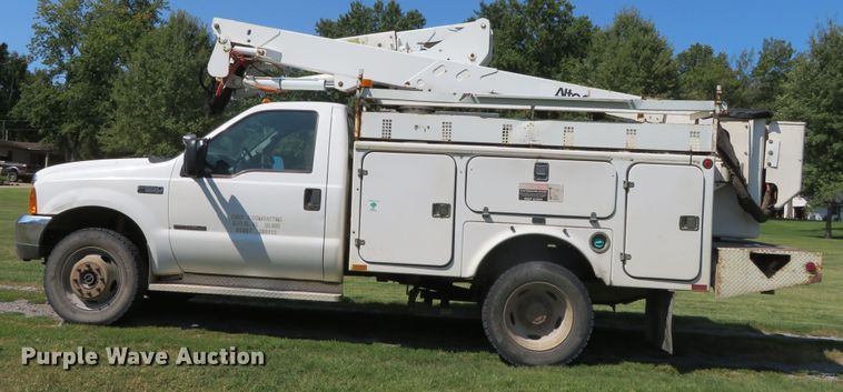 image for item DR0123 2000 Ford F550  bucket truck