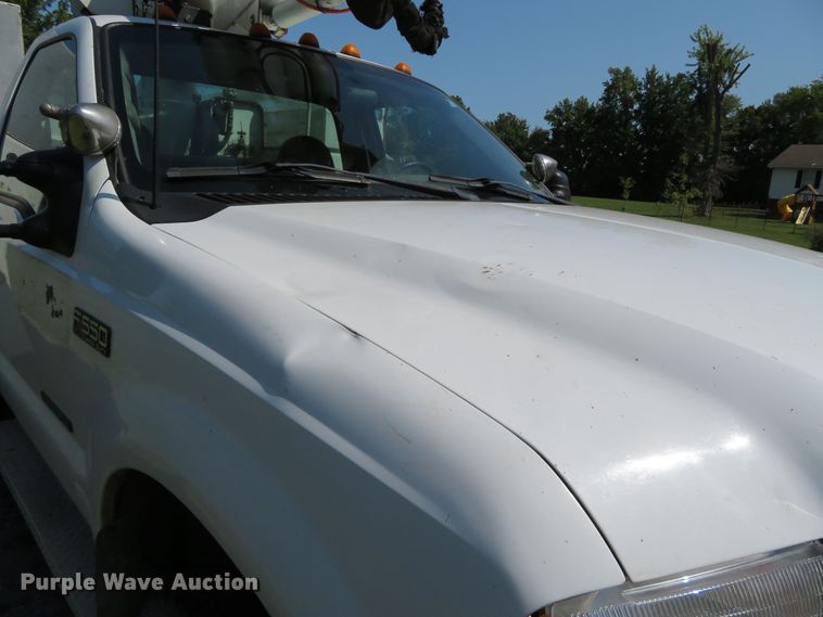 image for item DR0123 2000 Ford F550  bucket truck