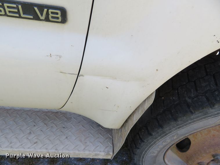 image for item DR0123 2000 Ford F550  bucket truck