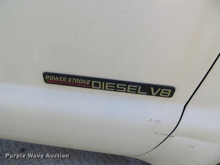 image for item DR0123 2000 Ford F550  bucket truck