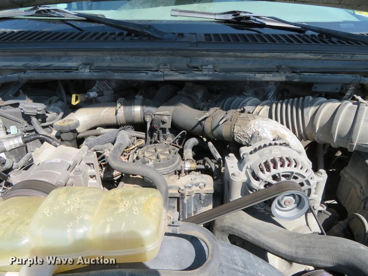 image for item DR0123 2000 Ford F550  bucket truck