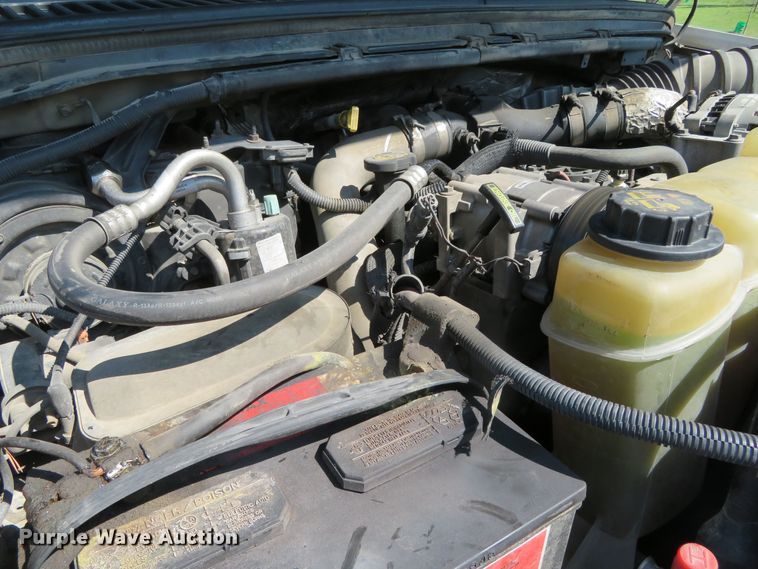 image for item DR0123 2000 Ford F550  bucket truck