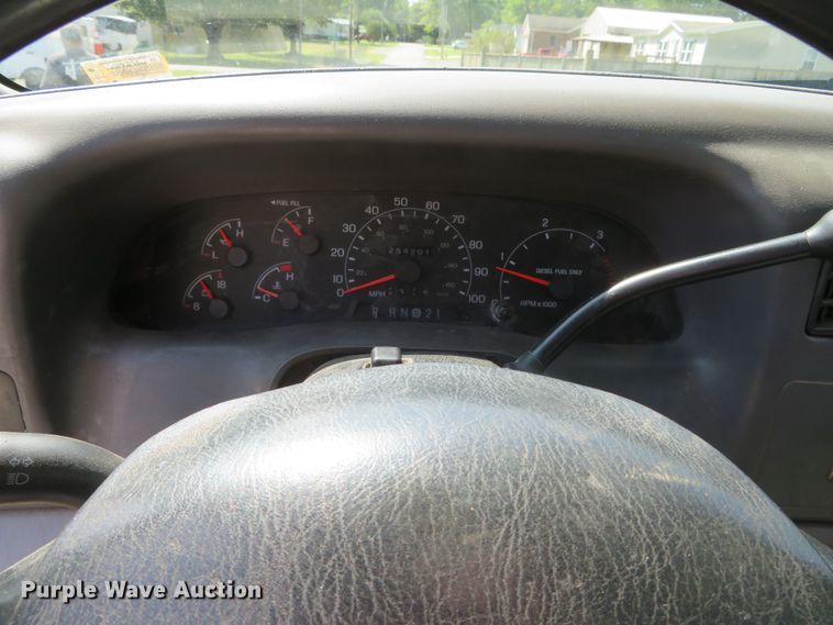 image for item DR0123 2000 Ford F550  bucket truck