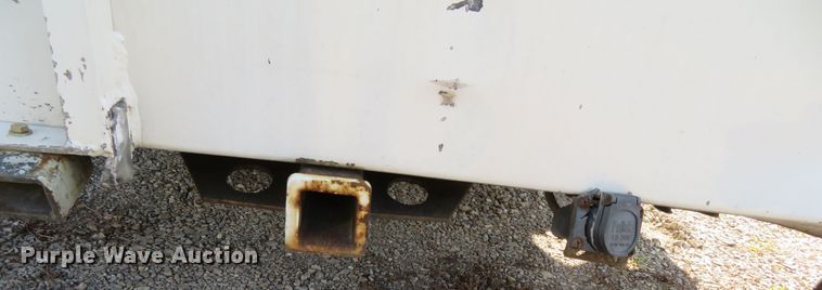 image for item DR0131 1998 International 4700  delivery truck