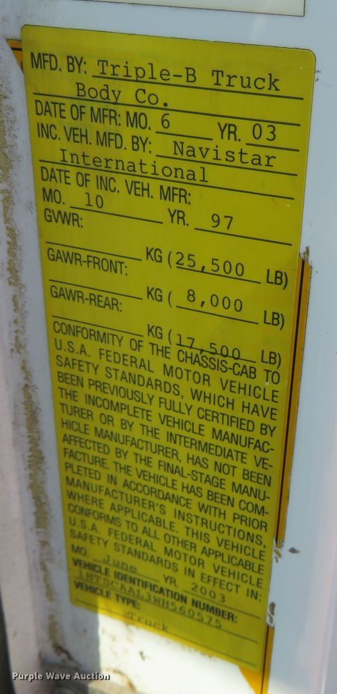 image for item DR0131 1998 International 4700  delivery truck