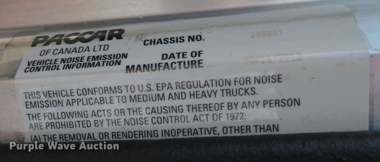 image for item DR0135 2013 Peterbilt 337  semi truck