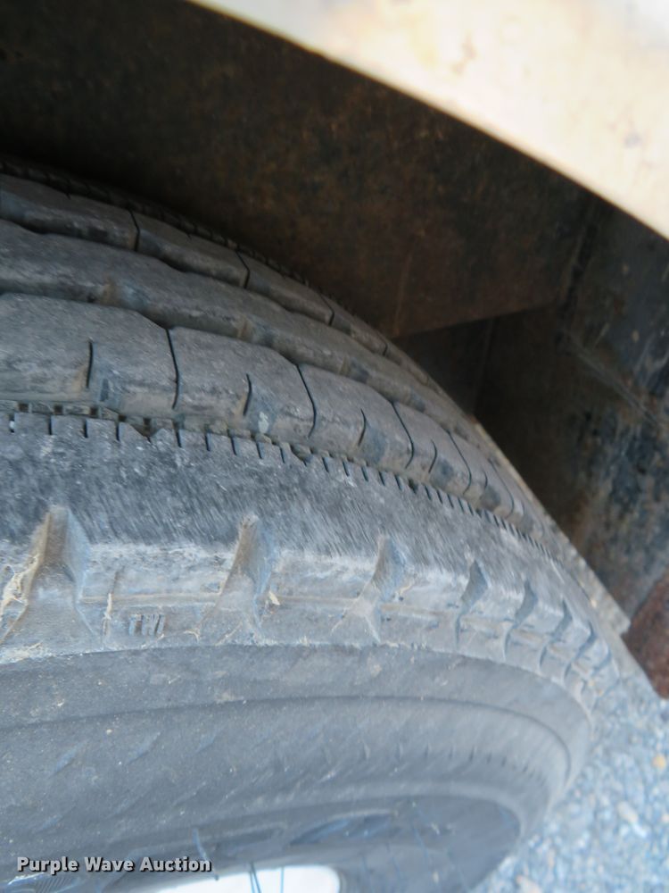 image for item DR0147 2007 Haulmark RTG85X36WR4  enclosed cargo trailer