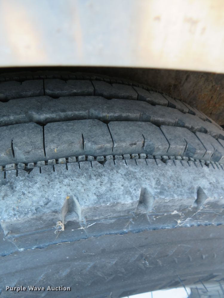 image for item DR0147 2007 Haulmark RTG85X36WR4  enclosed cargo trailer