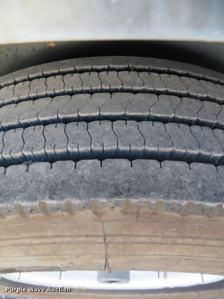 image for item DR0147 2007 Haulmark RTG85X36WR4  enclosed cargo trailer