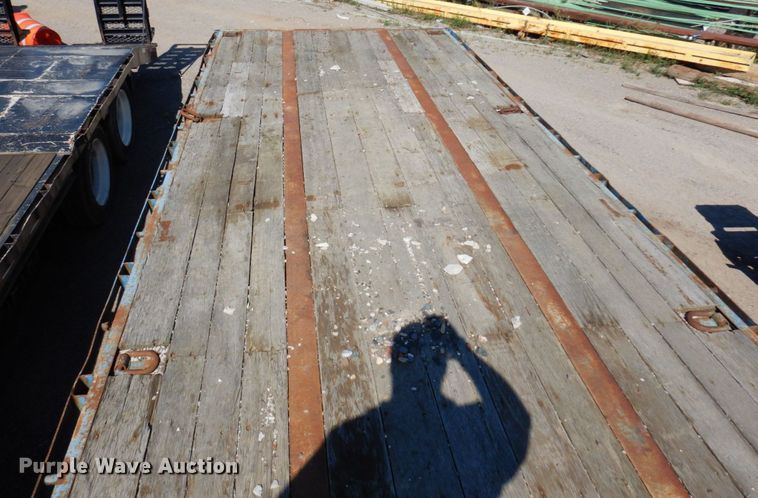 image for item DR0532 1980 Dorsey DGTW-I-276  flatbed trailer