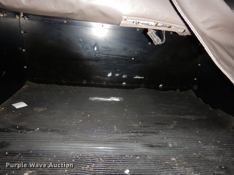 image for item DS1401 2005 Kenworth T600  semi truck