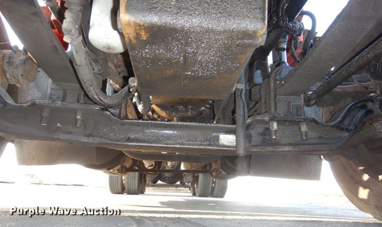 image for item DS1401 2005 Kenworth T600  semi truck