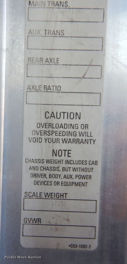 image for item DS1401 2005 Kenworth T600  semi truck