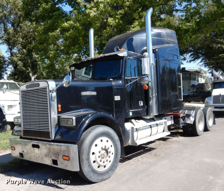 image for item DS1412 1987 Freightliner FLC120  semi truck