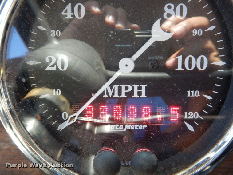 image for item DS1412 1987 Freightliner FLC120  semi truck