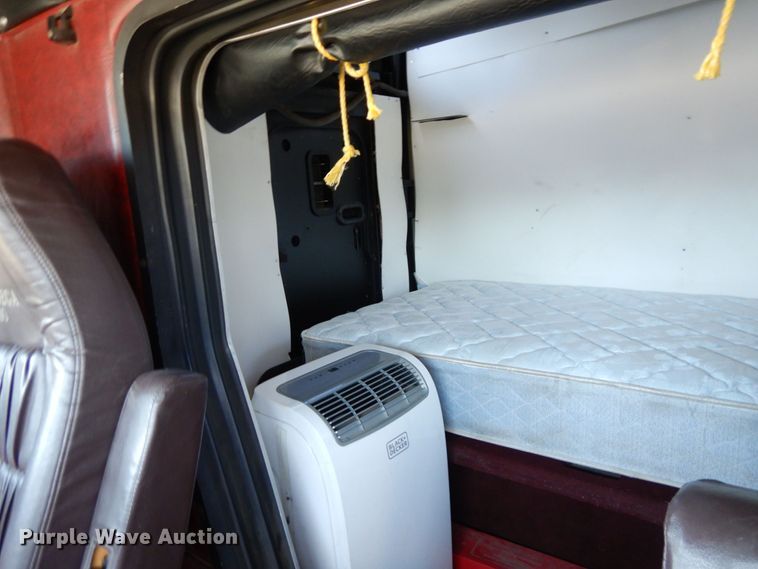 image for item DS1412 1987 Freightliner FLC120  semi truck