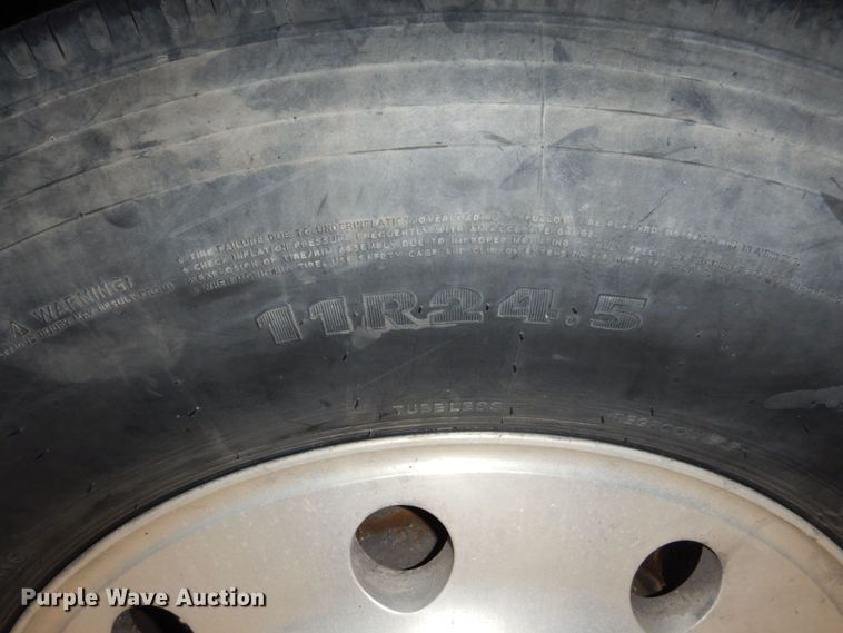 image for item DS1412 1987 Freightliner FLC120  semi truck