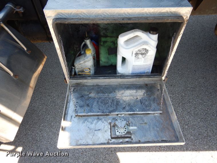 image for item DS1412 1987 Freightliner FLC120  semi truck