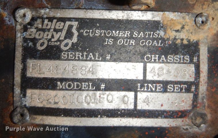 image for item DS1412 1987 Freightliner FLC120  semi truck