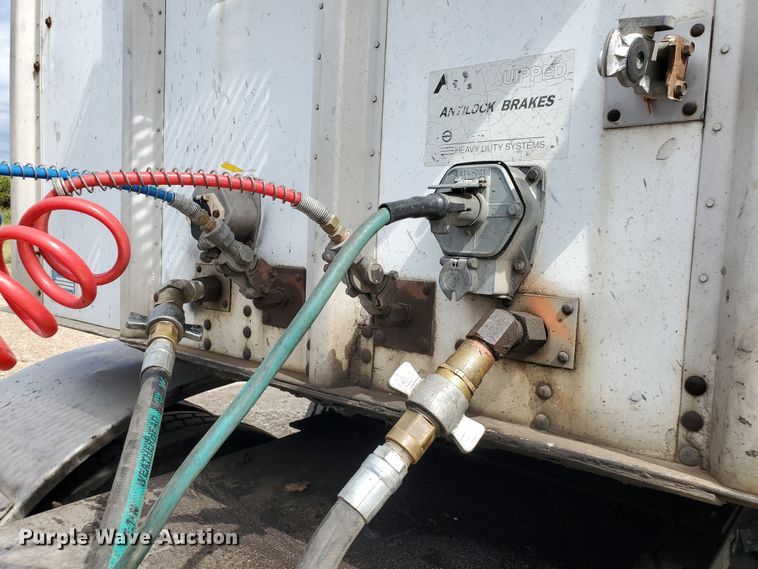 image for item DS6279 1999 Wilkens OK20A32GCFSD  walking floor trailer