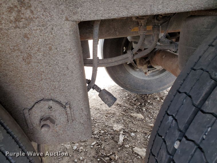 image for item DS6279 1999 Wilkens OK20A32GCFSD  walking floor trailer