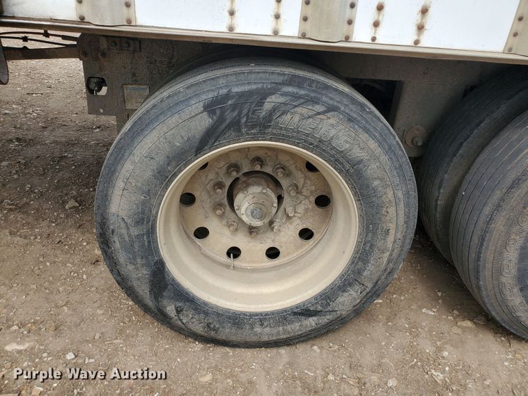 image for item DS6279 1999 Wilkens OK20A32GCFSD  walking floor trailer