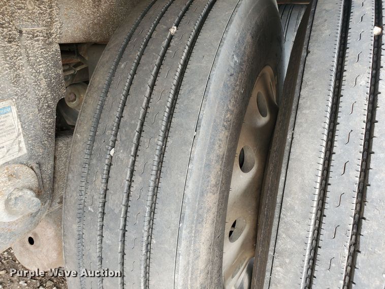 image for item DS6279 1999 Wilkens OK20A32GCFSD  walking floor trailer