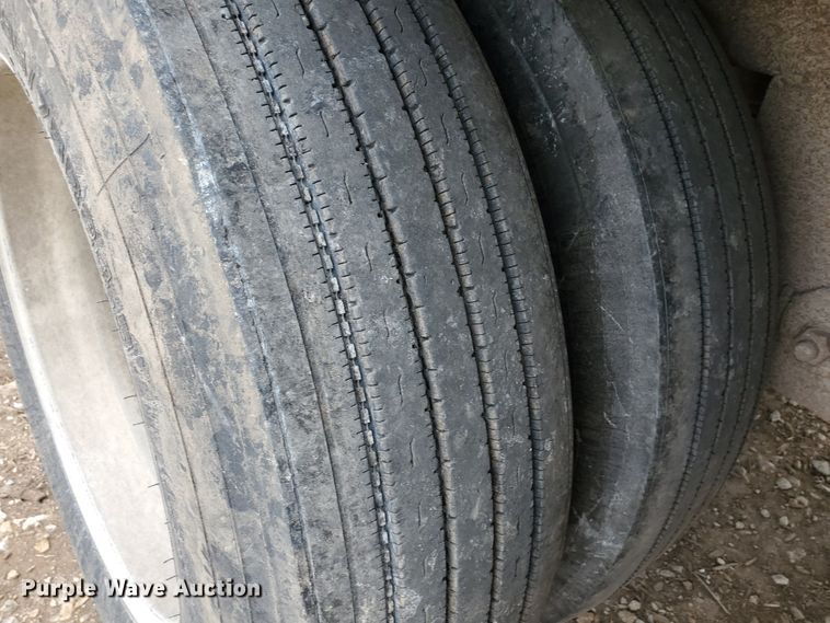 image for item DS6279 1999 Wilkens OK20A32GCFSD  walking floor trailer