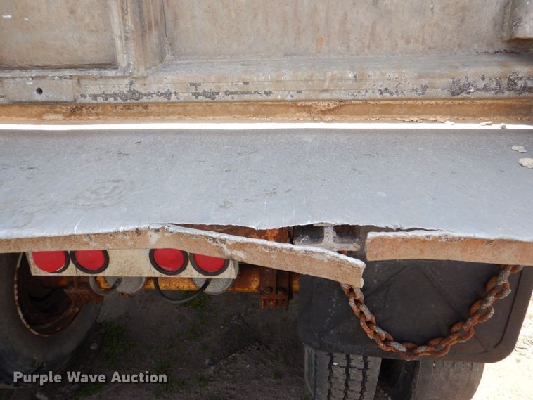 image for item DS8023 1973 East  end dump trailer