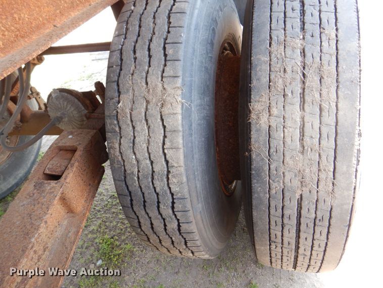 image for item DS8023 1973 East  end dump trailer