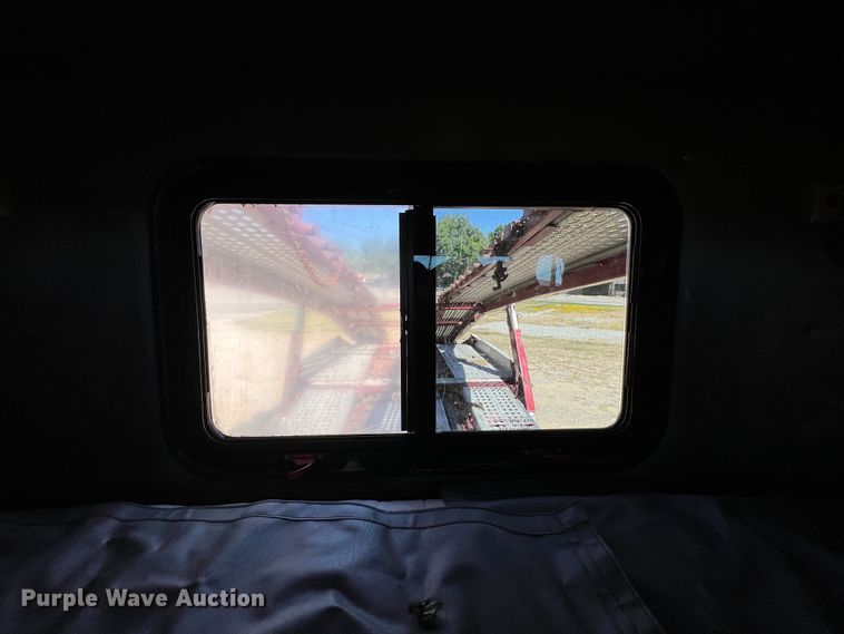 image for item HX9928 2007 Peterbilt 340  car carrier truck