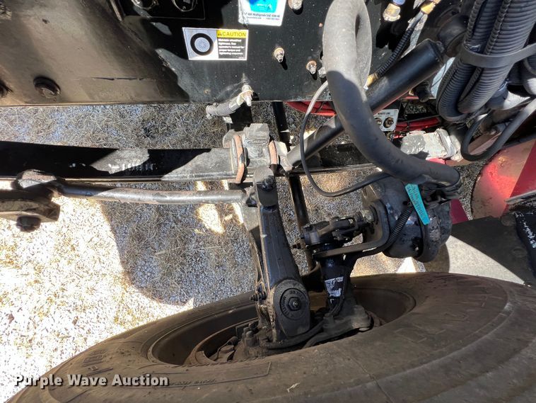 image for item HX9928 2007 Peterbilt 340  car carrier truck