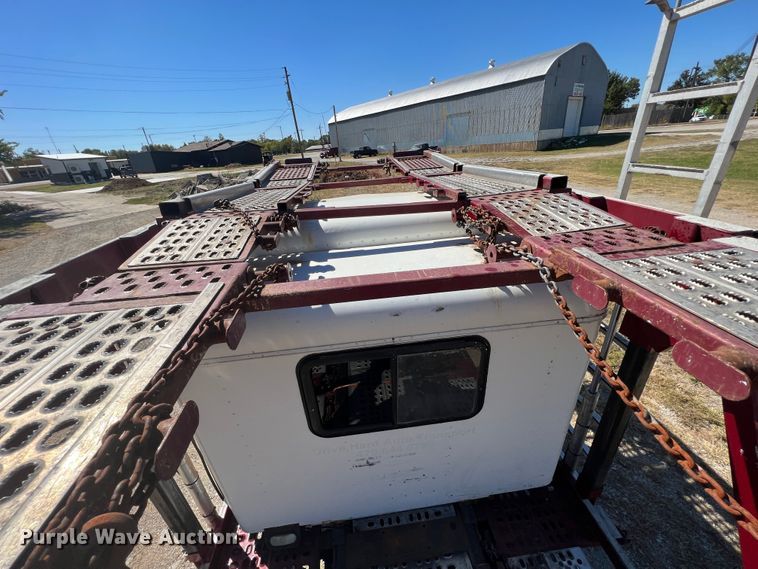 image for item HX9928 2007 Peterbilt 340  car carrier truck