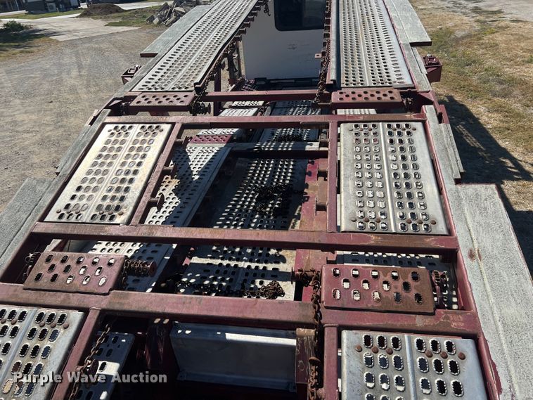 image for item HX9928 2007 Peterbilt 340  car carrier truck