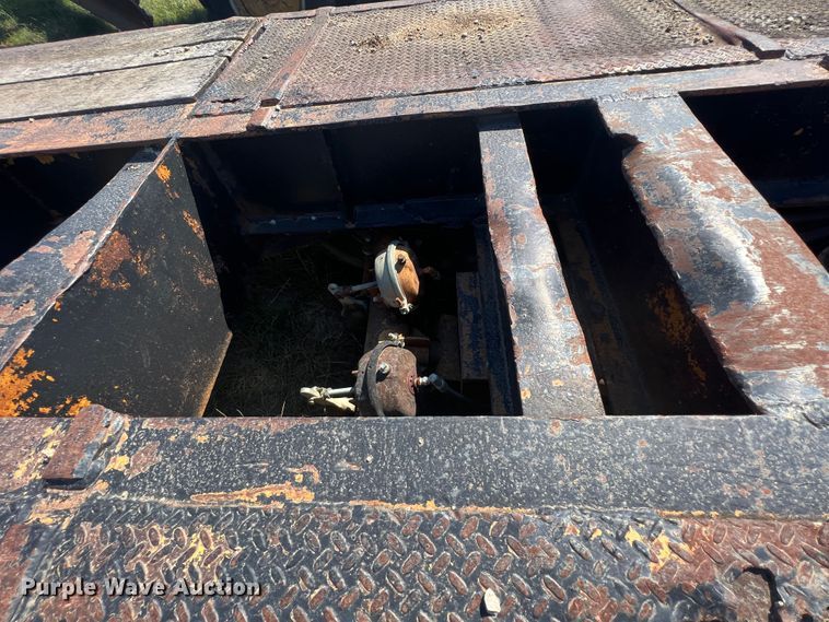 image for item IA9014 1977 Tram  equipment trailer