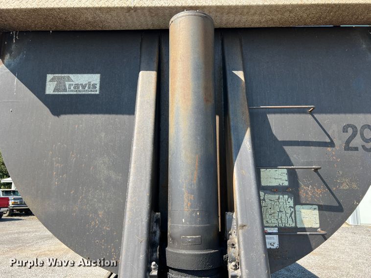 image for item IA9151 2002 Travis  end dump trailer