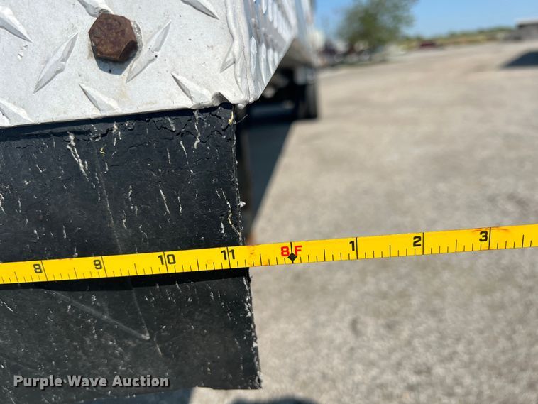 image for item IA9152 2005 Travis  end dump trailer