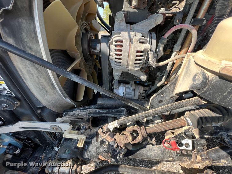 image for item IA9153 2014 Peterbilt 386  semi truck