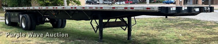 image for item IA9211 2016 Great Dane  flatbed trailer