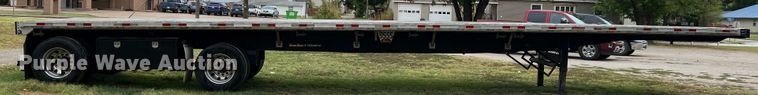 image for item IA9211 2016 Great Dane  flatbed trailer