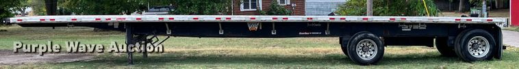 image for item IA9211 2016 Great Dane  flatbed trailer