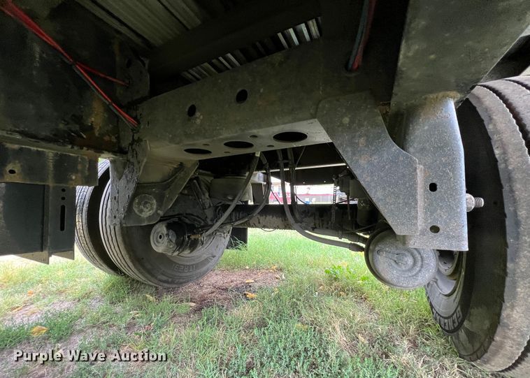 image for item IA9211 2016 Great Dane  flatbed trailer