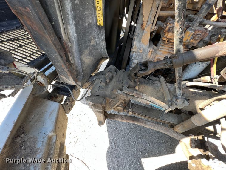 image for item IA9227 1991 White GMC WIA  semi truck