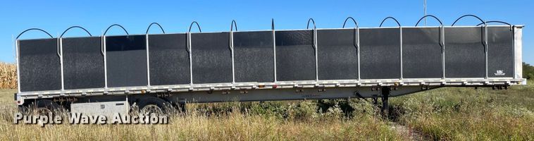 image for item JD9339 2006 Wilson ACF300  flatbed trailer