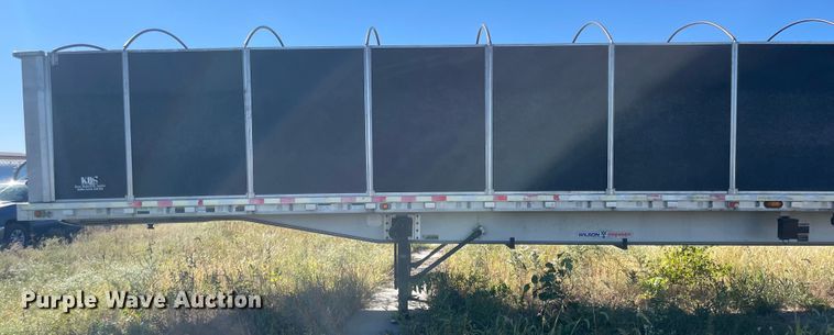 image for item JD9339 2006 Wilson ACF300  flatbed trailer