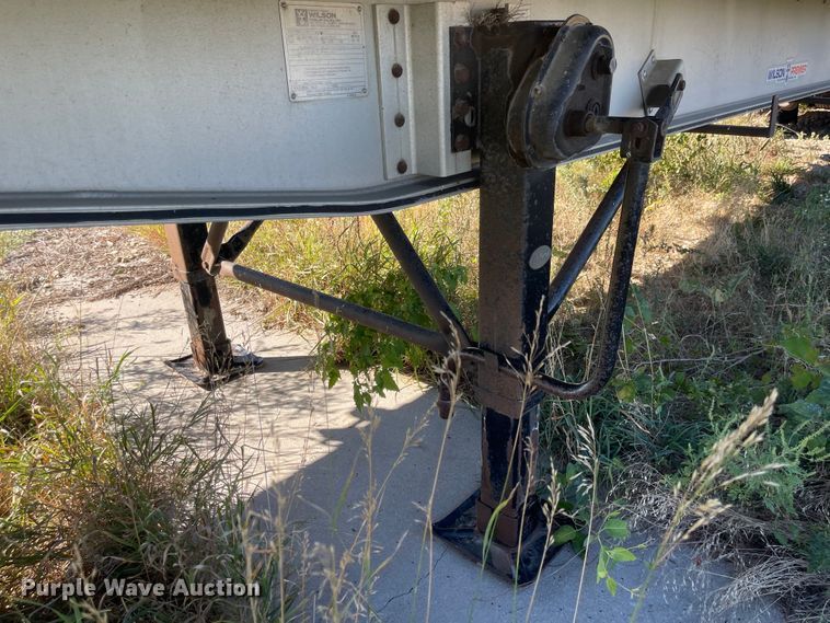 image for item JD9339 2006 Wilson ACF300  flatbed trailer