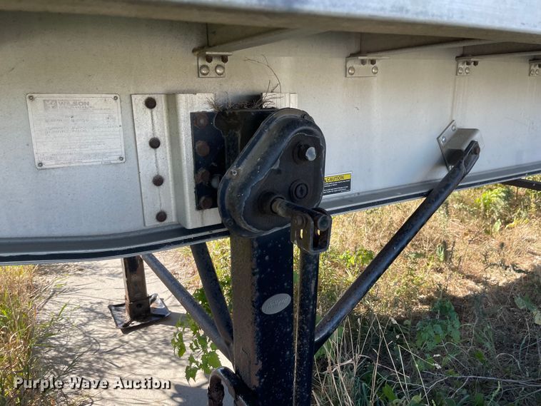 image for item JD9339 2006 Wilson ACF300  flatbed trailer
